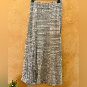 3 for 12- Gap grey skirt XL